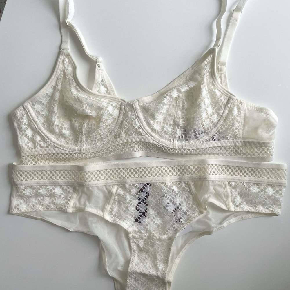 Adore Me Tatum Full Coverage Bra + Panty set in Whisper White- BNWT - 36B / M